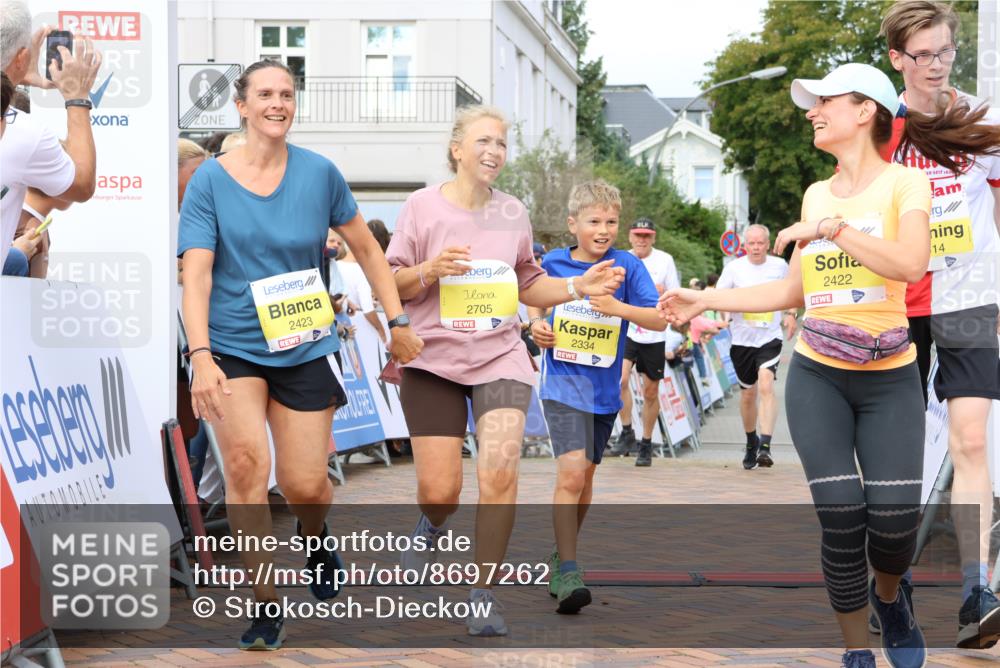 31.08.2025 - 21. Blankeneser Heldenlauf Strokosch-Dieckow http://msf.ph/oto/8697262 31.08.2025 10:29:50 Ziel 2683, 2322, 2248, 2250, 2423, 2422, 2705, 2455, 2545, 2544, 2514, 2603, 2602, 2532, 2334 meine-sportfotos.de
