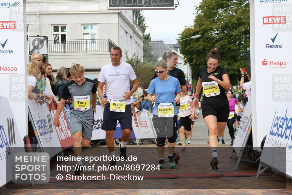31.08.2025 - 21. Blankeneser Heldenlauf Strokosch-Dieckow http://msf.ph/oto/8697284 31.08.2025 10:29:45 Ziel 2491, 2683, 2322, 2248, 2250, 2578, 2423, 2422, 2705, 2426, 2455, 2545, 2544, 2514, 2532, 2334 meine-sportfotos.de