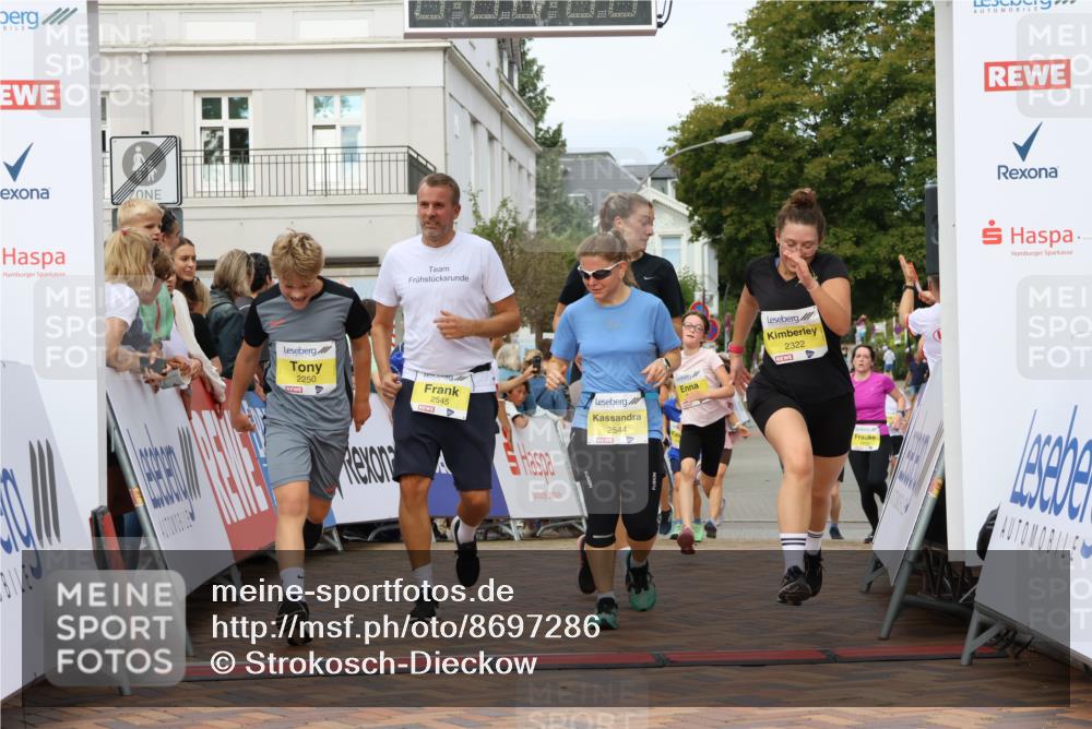 31.08.2025 - 21. Blankeneser Heldenlauf Strokosch-Dieckow http://msf.ph/oto/8697286 31.08.2025 10:29:45 Ziel 2491, 2683, 2322, 2248, 2250, 2578, 2423, 2422, 2705, 2426, 2455, 2545, 2544, 2514, 2532, 2334 meine-sportfotos.de