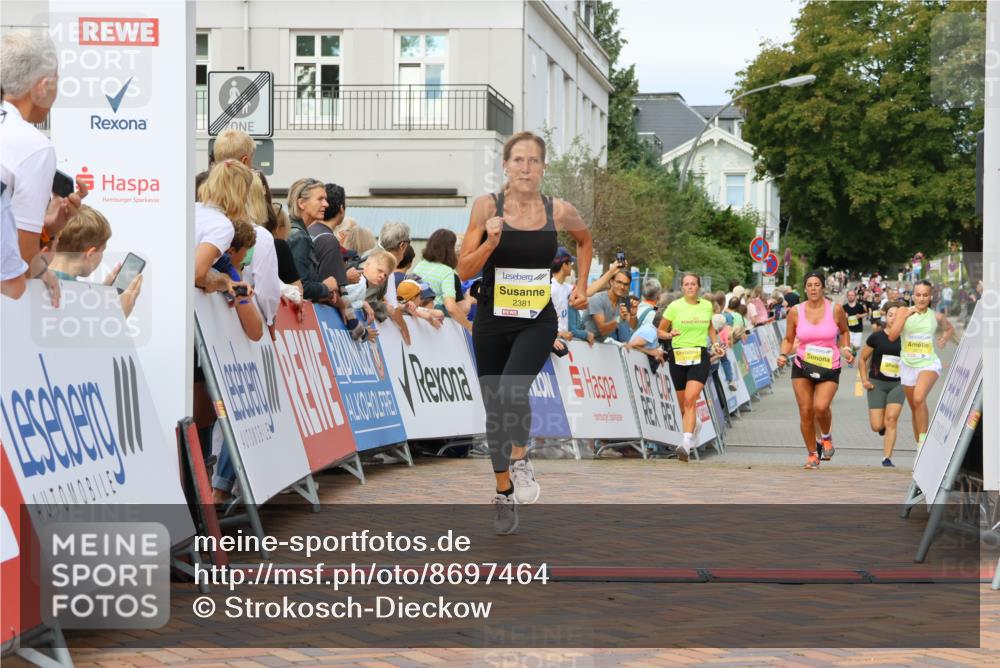 31.08.2025 - 21. Blankeneser Heldenlauf Strokosch-Dieckow http://msf.ph/oto/8697464 31.08.2025 10:28:59 Ziel 2060, 2718, 2719, 2246, 2035, 2457, 2212, 2143, 2387, 2230, 2381 meine-sportfotos.de
