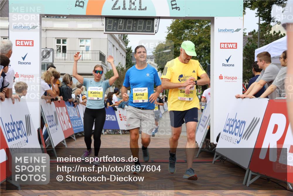 31.08.2025 - 21. Blankeneser Heldenlauf Strokosch-Dieckow http://msf.ph/oto/8697604 31.08.2025 10:28:23 Ziel 2249, 2140, 2133, 2625, 2431, 2088, 2052, 2531 meine-sportfotos.de