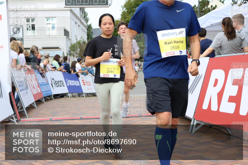 31.08.2025 - 21. Blankeneser Heldenlauf Strokosch-Dieckow http://msf.ph/oto/8697690 31.08.2025 10:28:04 Ziel 2112, 2068, 2067, 2741, 2343, 2659, 2261 meine-sportfotos.de