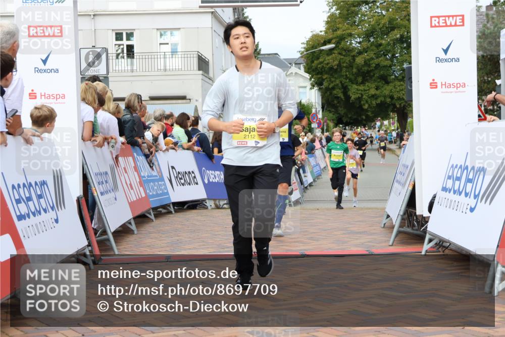 31.08.2025 - 21. Blankeneser Heldenlauf Strokosch-Dieckow http://msf.ph/oto/8697709 31.08.2025 10:28:00 Ziel 2775, 2112, 2068, 2067, 2741, 2345, 2344, 2343, 2659, 2197 meine-sportfotos.de