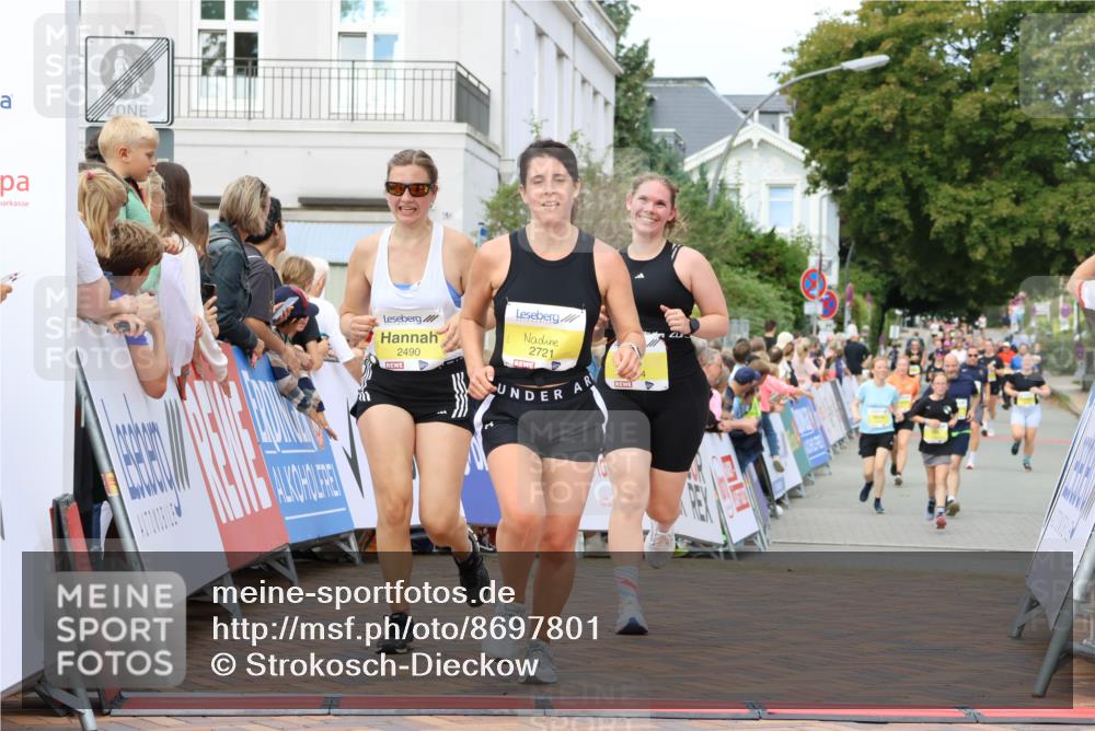 31.08.2025 - 21. Blankeneser Heldenlauf Strokosch-Dieckow http://msf.ph/oto/8697801 31.08.2025 10:32:26 Ziel 2490, 2644, 2131, 2182, 2627, 2721 meine-sportfotos.de