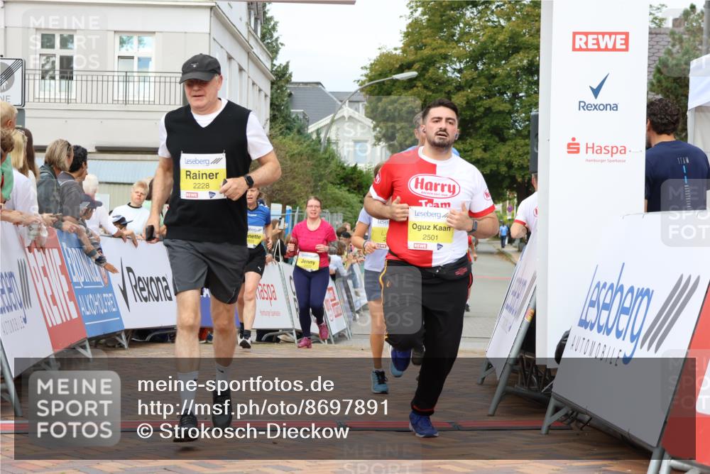 31.08.2025 - 21. Blankeneser Heldenlauf Strokosch-Dieckow http://msf.ph/oto/8697891 31.08.2025 10:31:57 Ziel 2222, 2567, 2077, 2407, 2462, 2734, 2735, 2105, 2278, 2228, 2501 meine-sportfotos.de