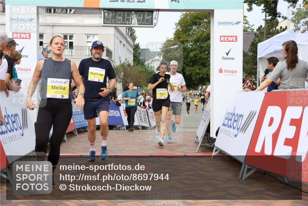 31.08.2025 - 21. Blankeneser Heldenlauf Strokosch-Dieckow http://msf.ph/oto/8697944 31.08.2025 10:26:46 Ziel 2022, 2057, 2013, 2749, 2648, 2607, 2646, 2487, 2354, 2296, 2478 meine-sportfotos.de