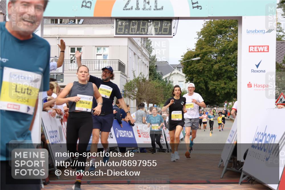 31.08.2025 - 21. Blankeneser Heldenlauf Strokosch-Dieckow http://msf.ph/oto/8697955 31.08.2025 10:26:45 Ziel 2022, 2057, 2013, 2648, 2607, 2646, 2487, 2354, 2296, 2478 meine-sportfotos.de