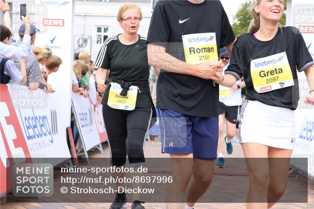 31.08.2025 - 21. Blankeneser Heldenlauf Strokosch-Dieckow http://msf.ph/oto/8697996 31.08.2025 10:31:29 Ziel 2664, 2740, 2406, 2776, 2097, 2649, 2101, 2647, 2653, 2274 meine-sportfotos.de