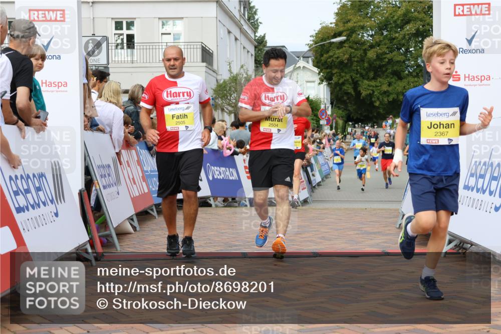 31.08.2025 - 21. Blankeneser Heldenlauf Strokosch-Dieckow http://msf.ph/oto/8698201 31.08.2025 10:25:27 Ziel 2541, 2636, 2363, 2367, 2505, 2504 meine-sportfotos.de