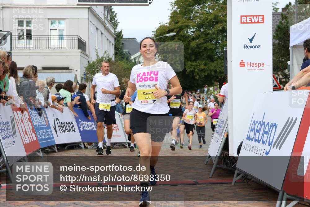 31.08.2025 - 21. Blankeneser Heldenlauf Strokosch-Dieckow http://msf.ph/oto/8698350 31.08.2025 10:29:43 Ziel 2491, 2683, 2322, 2248, 2250, 2578, 2614, 2615, 2426, 2455, 2545, 2544, 2277, 2532 meine-sportfotos.de