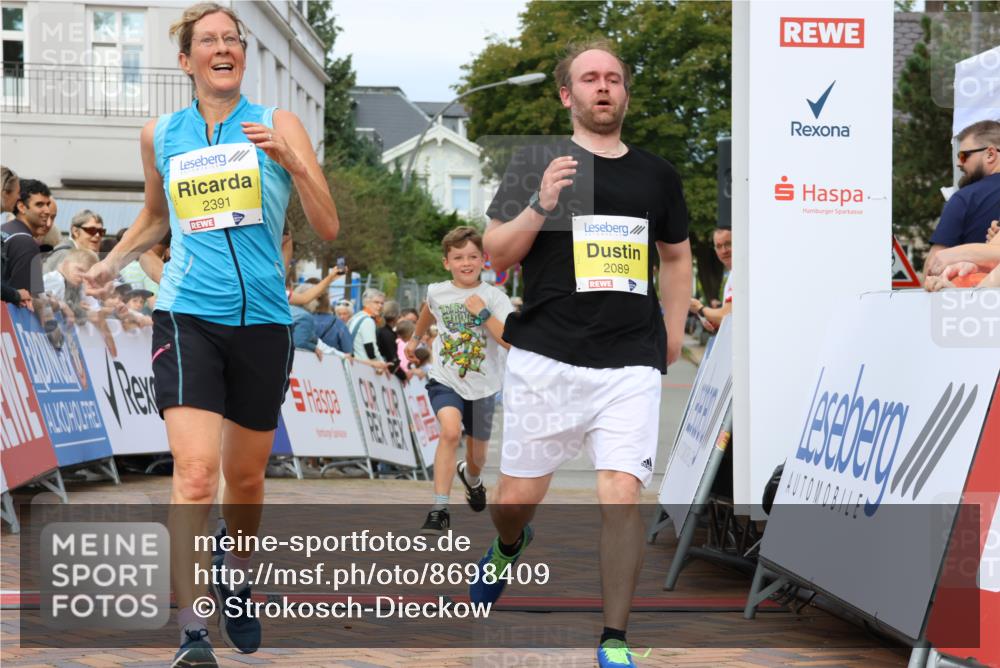 31.08.2025 - 21. Blankeneser Heldenlauf Strokosch-Dieckow http://msf.ph/oto/8698409 31.08.2025 10:29:09 Ziel 2246, 2035, 2457, 2212, 2230, 2391, 2091, 2089 meine-sportfotos.de