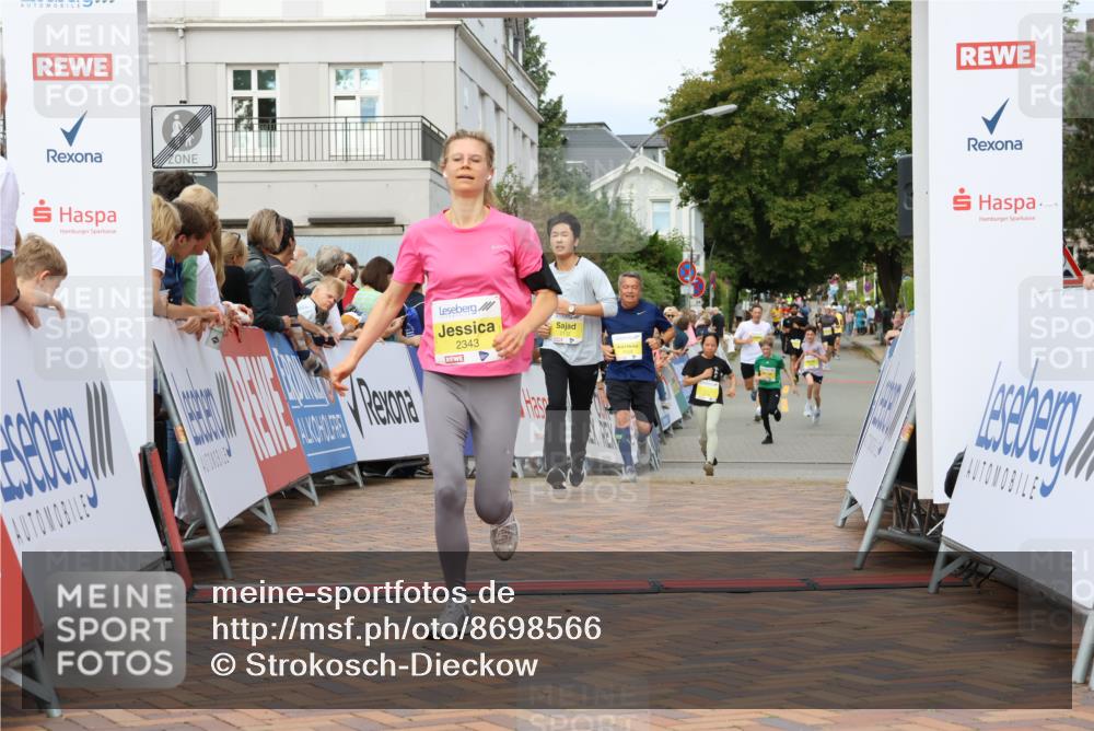 31.08.2025 - 21. Blankeneser Heldenlauf Strokosch-Dieckow http://msf.ph/oto/8698566 31.08.2025 10:27:58 Ziel 2577, 2775, 2112, 2068, 2741, 2345, 2344, 2343, 2659, 2197 meine-sportfotos.de
