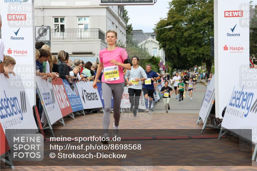 31.08.2025 - 21. Blankeneser Heldenlauf Strokosch-Dieckow http://msf.ph/oto/8698568 31.08.2025 10:27:58 Ziel 2577, 2775, 2112, 2068, 2741, 2345, 2344, 2343, 2659, 2197 meine-sportfotos.de