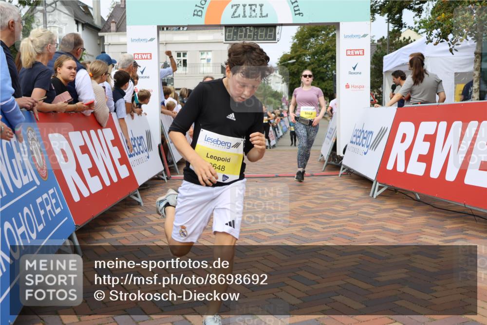 31.08.2025 - 21. Blankeneser Heldenlauf Strokosch-Dieckow http://msf.ph/oto/8698692 31.08.2025 10:26:41 Ziel 2022, 2706, 2057, 2013, 2648, 2688, 2007, 2487, 2354, 2296 meine-sportfotos.de