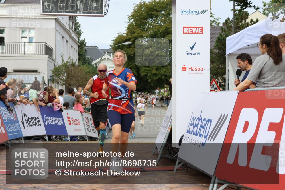 31.08.2025 - 21. Blankeneser Heldenlauf Strokosch-Dieckow http://msf.ph/oto/8698735 31.08.2025 10:26:13 Ziel 2736, 2777, 2046, 2671, 2564, 2447 meine-sportfotos.de