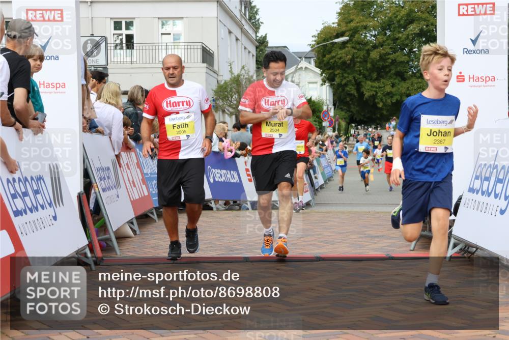31.08.2025 - 21. Blankeneser Heldenlauf Strokosch-Dieckow http://msf.ph/oto/8698808 31.08.2025 10:25:27 Ziel 2541, 2636, 2363, 2367, 2505, 2504 meine-sportfotos.de