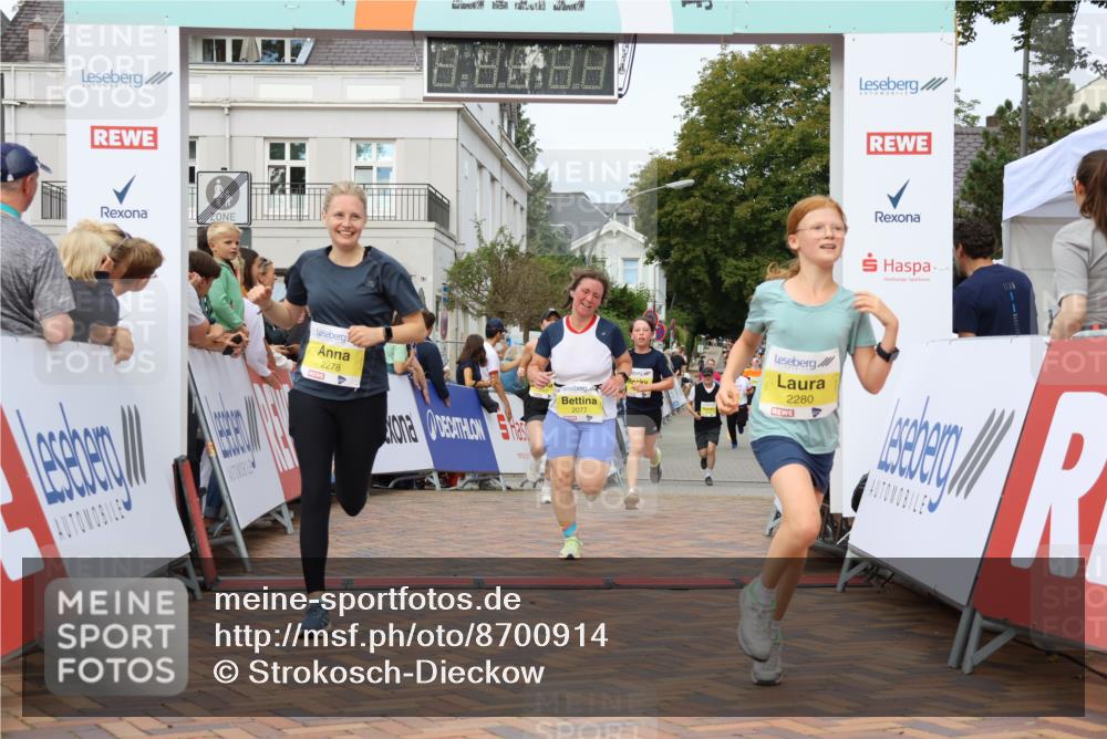 31.08.2025 - 21. Blankeneser Heldenlauf Strokosch-Dieckow http://msf.ph/oto/8700914 31.08.2025 10:31:49 Ziel 2077, 2407, 2280, 2462, 2340, 2278 meine-sportfotos.de