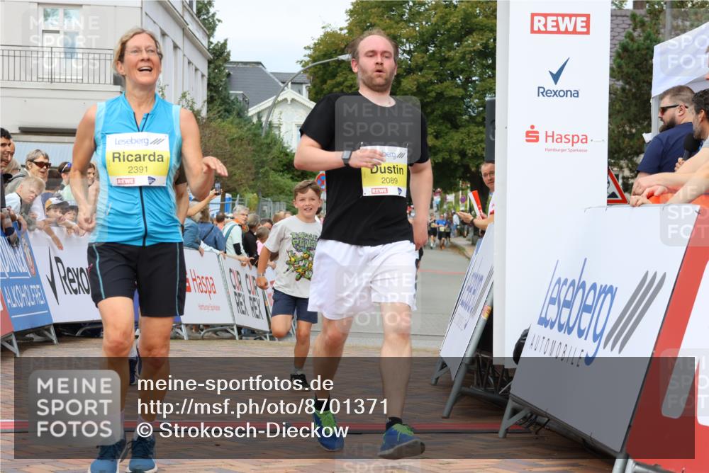 31.08.2025 - 21. Blankeneser Heldenlauf Strokosch-Dieckow http://msf.ph/oto/8701371 31.08.2025 10:29:09 Ziel 2246, 2035, 2457, 2212, 2230, 2391, 2091, 2089 meine-sportfotos.de