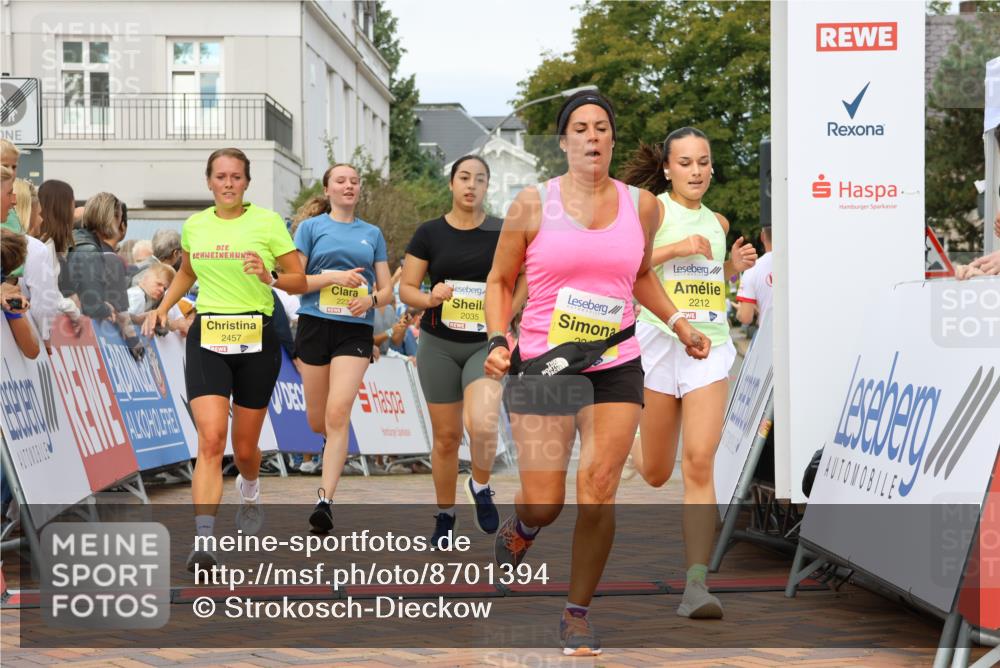 31.08.2025 - 21. Blankeneser Heldenlauf Strokosch-Dieckow http://msf.ph/oto/8701394 31.08.2025 10:29:03 Ziel 2246, 2035, 2457, 2212, 2230, 2381 meine-sportfotos.de
