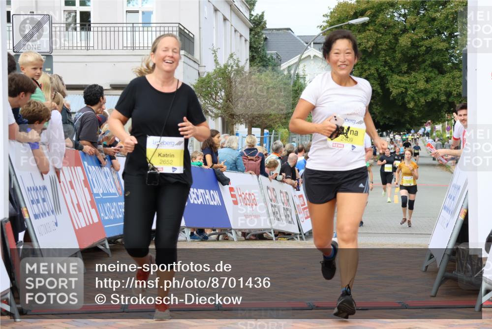 31.08.2025 - 21. Blankeneser Heldenlauf Strokosch-Dieckow http://msf.ph/oto/8701436 31.08.2025 10:33:36 Ziel 2652, 2409, 2044, 2640, 2639, 2542 meine-sportfotos.de
