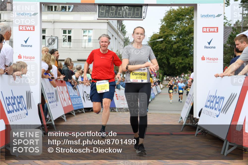 31.08.2025 - 21. Blankeneser Heldenlauf Strokosch-Dieckow http://msf.ph/oto/8701499 31.08.2025 10:28:33 Ziel 2249, 2173, 2727, 2351 meine-sportfotos.de
