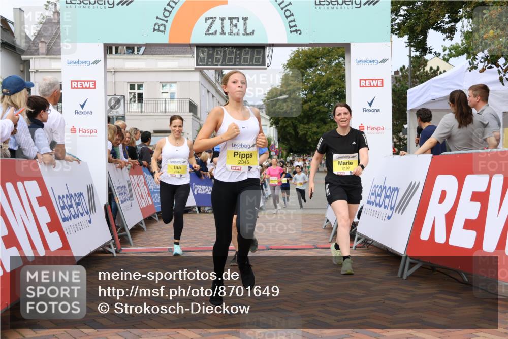 31.08.2025 - 21. Blankeneser Heldenlauf Strokosch-Dieckow http://msf.ph/oto/8701649 31.08.2025 10:27:54 Ziel 2577, 2775, 2425, 2345, 2344, 2343, 2402, 2197 meine-sportfotos.de