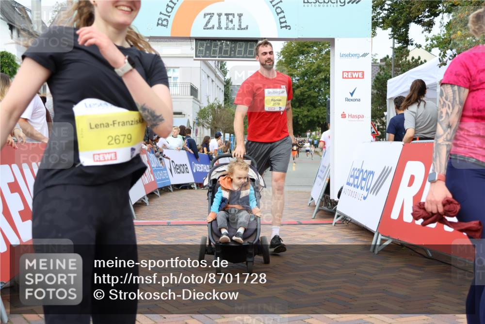 31.08.2025 - 21. Blankeneser Heldenlauf Strokosch-Dieckow http://msf.ph/oto/8701728 31.08.2025 10:32:04 Ziel 2679, 2678, 2222, 2567, 2734, 2735, 2105, 2228, 2501 meine-sportfotos.de