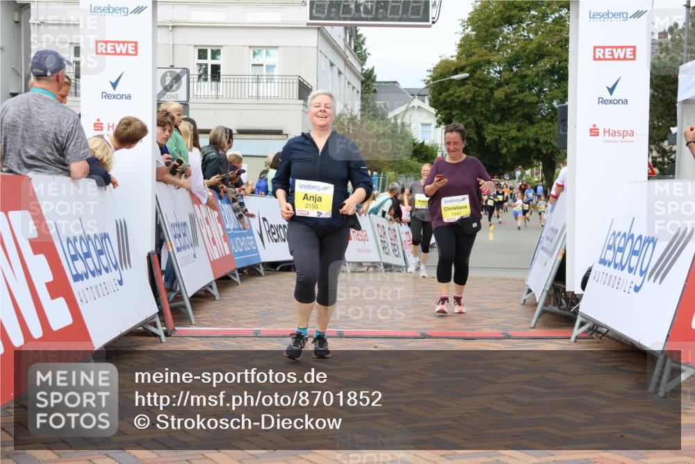 31.08.2025 - 21. Blankeneser Heldenlauf Strokosch-Dieckow http://msf.ph/oto/8701852 31.08.2025 10:31:39 Ziel 2740, 2190, 2092, 2079, 2340, 2155, 2443 meine-sportfotos.de