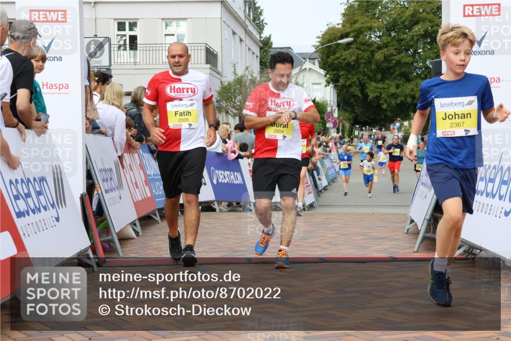 31.08.2025 - 21. Blankeneser Heldenlauf Strokosch-Dieckow http://msf.ph/oto/8702022 31.08.2025 10:25:27 Ziel 2541, 2636, 2363, 2367, 2505, 2504 meine-sportfotos.de