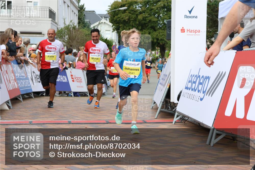 31.08.2025 - 21. Blankeneser Heldenlauf Strokosch-Dieckow http://msf.ph/oto/8702034 31.08.2025 10:25:26 Ziel 2541, 2636, 2363, 2367, 2505, 2504 meine-sportfotos.de