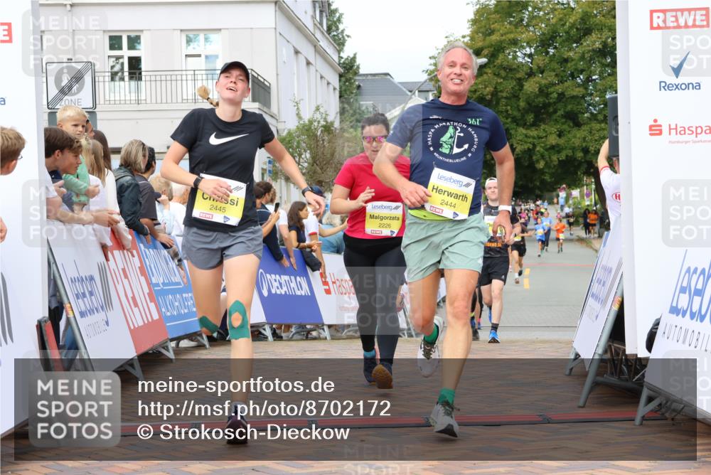 31.08.2025 - 21. Blankeneser Heldenlauf Strokosch-Dieckow http://msf.ph/oto/8702172 31.08.2025 10:30:15 Ziel 2445, 2444, 2616, 2253, 2226, 2588, 2731, 2543 meine-sportfotos.de