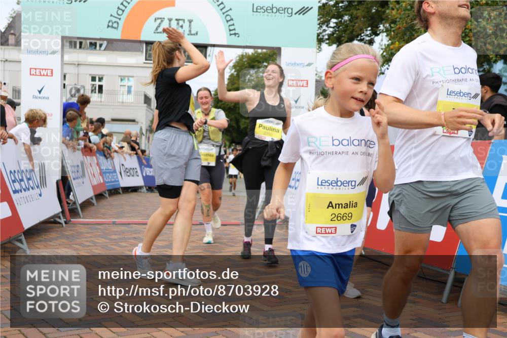 31.08.2025 - 21. Blankeneser Heldenlauf Strokosch-Dieckow http://msf.ph/oto/8703928 31.08.2025 10:34:42 Ziel 2110, 2244, 2021, 2424, 2668, 2669, 2667, 2298, 2438, 2439, 2349, 2441, 2442, 2350, 2090, 2083 meine-sportfotos.de