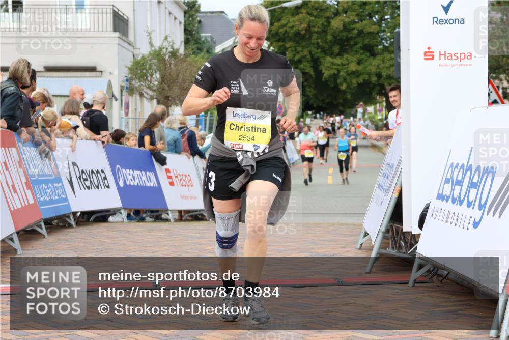 31.08.2025 - 21. Blankeneser Heldenlauf Strokosch-Dieckow http://msf.ph/oto/8703984 31.08.2025 10:33:51 Ziel 2530, 2534 meine-sportfotos.de