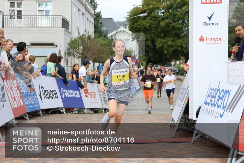 31.08.2025 - 21. Blankeneser Heldenlauf Strokosch-Dieckow http://msf.ph/oto/8704116 31.08.2025 10:32:13 Ziel 2418 meine-sportfotos.de
