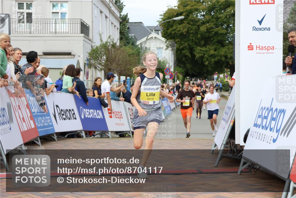 31.08.2025 - 21. Blankeneser Heldenlauf Strokosch-Dieckow http://msf.ph/oto/8704117 31.08.2025 10:32:13 Ziel 2418 meine-sportfotos.de