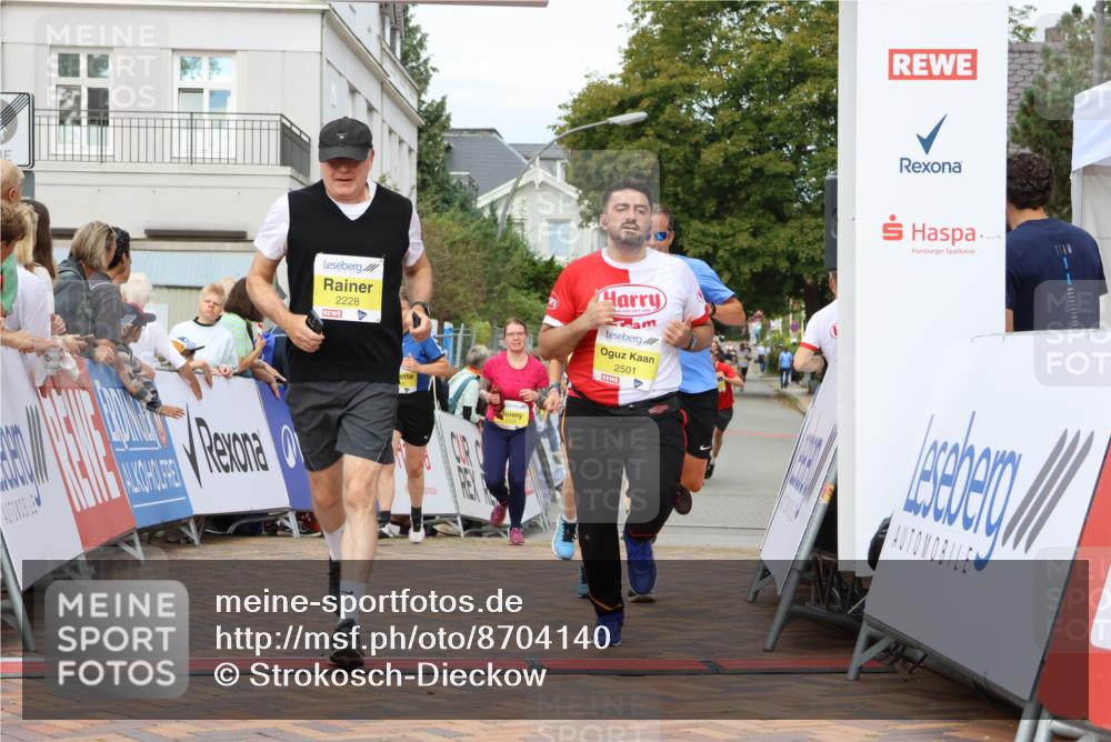 31.08.2025 - 21. Blankeneser Heldenlauf Strokosch-Dieckow http://msf.ph/oto/8704140 31.08.2025 10:31:57 Ziel 2222, 2567, 2077, 2407, 2462, 2734, 2735, 2105, 2278, 2228, 2501 meine-sportfotos.de