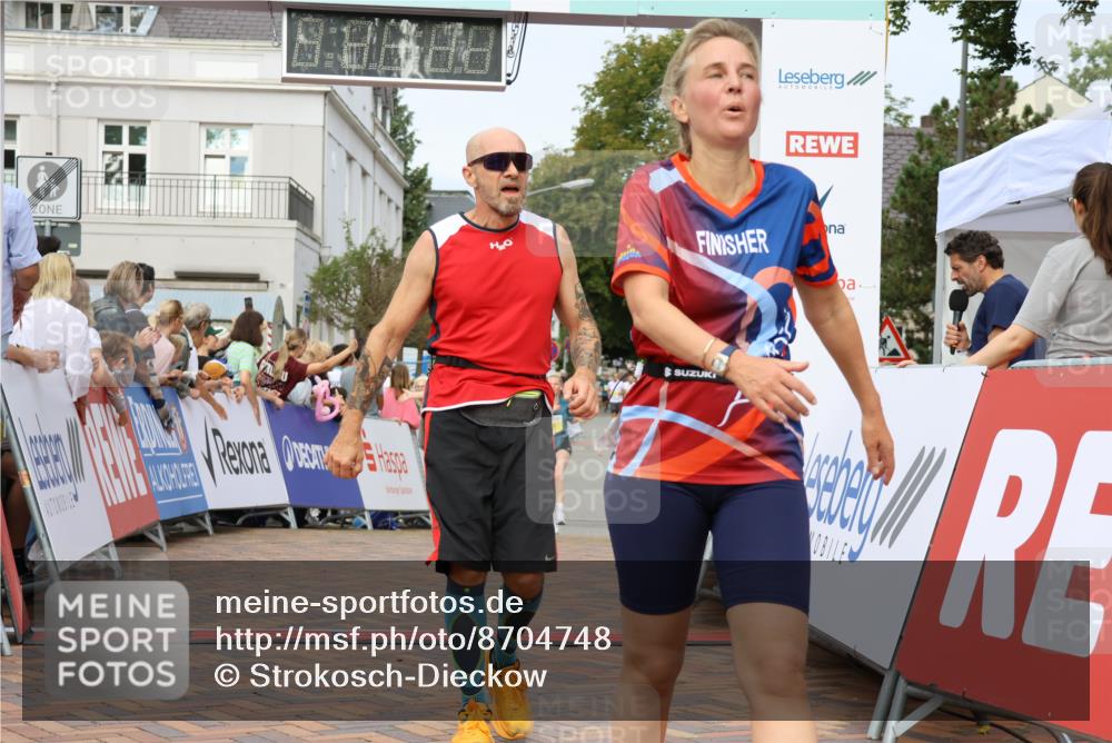 31.08.2025 - 21. Blankeneser Heldenlauf Strokosch-Dieckow http://msf.ph/oto/8704748 31.08.2025 10:26:15 Ziel 2162, 2046, 2252, 2671, 2564, 2447, 2467 meine-sportfotos.de