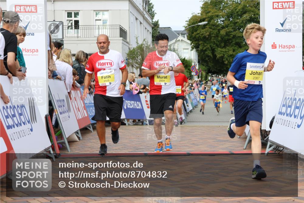 31.08.2025 - 21. Blankeneser Heldenlauf Strokosch-Dieckow http://msf.ph/oto/8704832 31.08.2025 10:25:27 Ziel 2541, 2636, 2363, 2367, 2505, 2504 meine-sportfotos.de