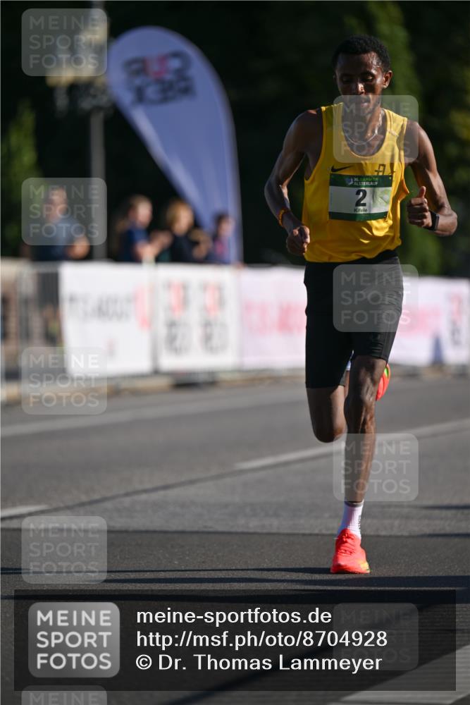 07.09.2025 - BARMER Alsterlauf Dr. Thomas Lammeyer http://msf.ph/oto/8704928 07.09.2025 09:16:54 Laufen 2540, 136, 2 meine-sportfotos.de