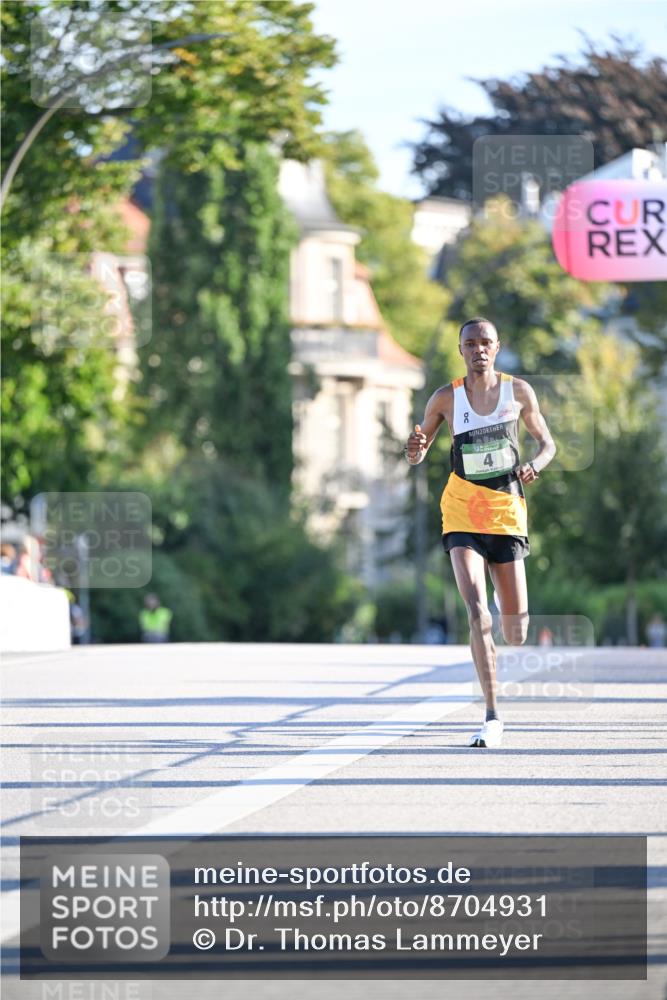 07.09.2025 - BARMER Alsterlauf Dr. Thomas Lammeyer http://msf.ph/oto/8704931 07.09.2025 09:16:57 Laufen 2, 4 meine-sportfotos.de