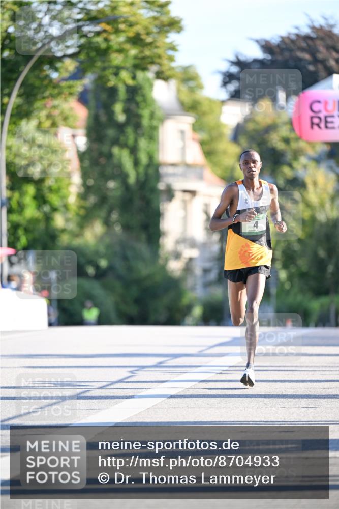 07.09.2025 - BARMER Alsterlauf Dr. Thomas Lammeyer http://msf.ph/oto/8704933 07.09.2025 09:16:58 Laufen  meine-sportfotos.de