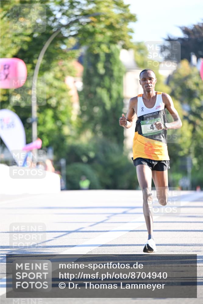 07.09.2025 - BARMER Alsterlauf Dr. Thomas Lammeyer http://msf.ph/oto/8704940 07.09.2025 09:16:59 Laufen 2, 4 meine-sportfotos.de