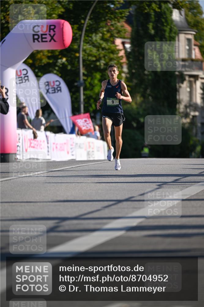 07.09.2025 - BARMER Alsterlauf Dr. Thomas Lammeyer http://msf.ph/oto/8704952 07.09.2025 09:17:18 Laufen 9 meine-sportfotos.de