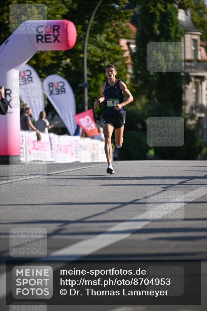 07.09.2025 - BARMER Alsterlauf Dr. Thomas Lammeyer http://msf.ph/oto/8704953 07.09.2025 09:17:18 Laufen 9 meine-sportfotos.de