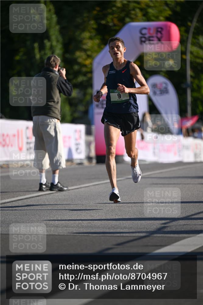 07.09.2025 - BARMER Alsterlauf Dr. Thomas Lammeyer http://msf.ph/oto/8704967 07.09.2025 09:17:20 Laufen 6 meine-sportfotos.de