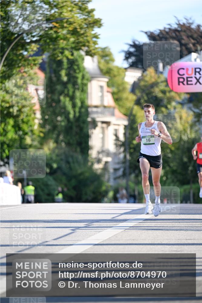 07.09.2025 - BARMER Alsterlauf Dr. Thomas Lammeyer http://msf.ph/oto/8704970 07.09.2025 09:17:42 Laufen 16 meine-sportfotos.de