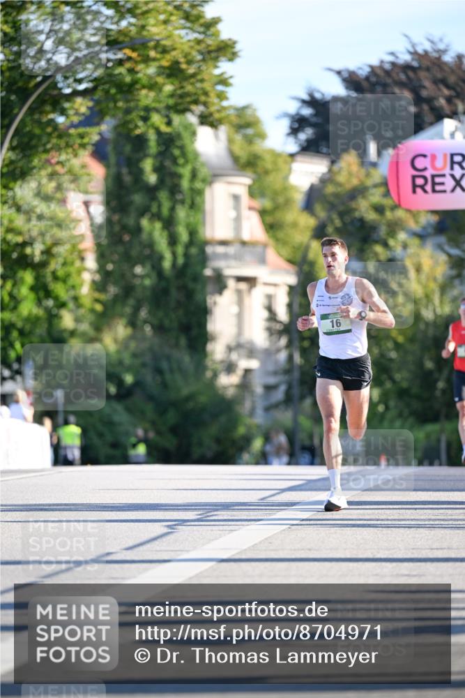 07.09.2025 - BARMER Alsterlauf Dr. Thomas Lammeyer http://msf.ph/oto/8704971 07.09.2025 09:17:42 Laufen 16 meine-sportfotos.de