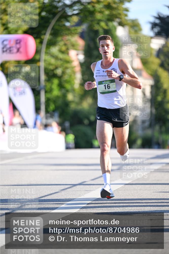 07.09.2025 - BARMER Alsterlauf Dr. Thomas Lammeyer http://msf.ph/oto/8704986 07.09.2025 09:17:44 Laufen 36, 16 meine-sportfotos.de