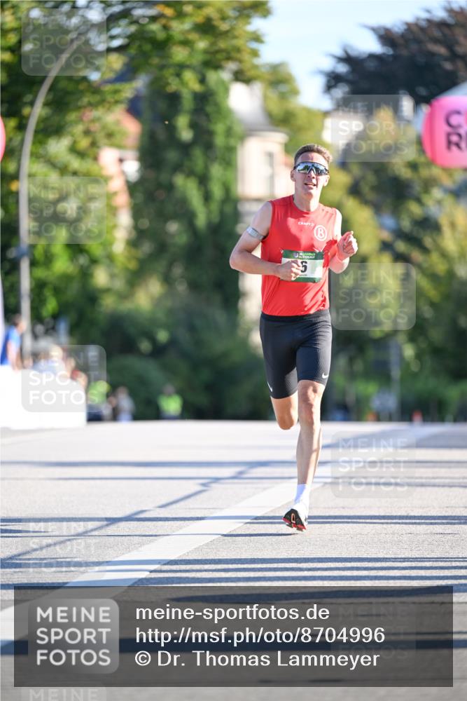 07.09.2025 - BARMER Alsterlauf Dr. Thomas Lammeyer http://msf.ph/oto/8704996 07.09.2025 09:17:47 Laufen  meine-sportfotos.de