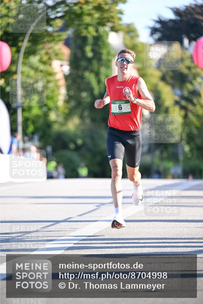 07.09.2025 - BARMER Alsterlauf Dr. Thomas Lammeyer http://msf.ph/oto/8704998 07.09.2025 09:17:47 Laufen 36, 6 meine-sportfotos.de